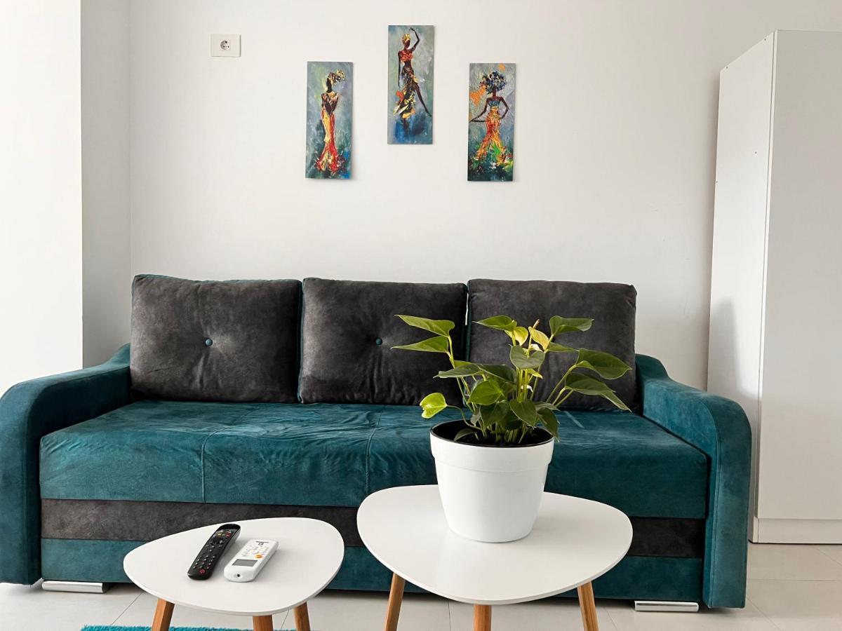 Metropolitan Bright 1 Apartment